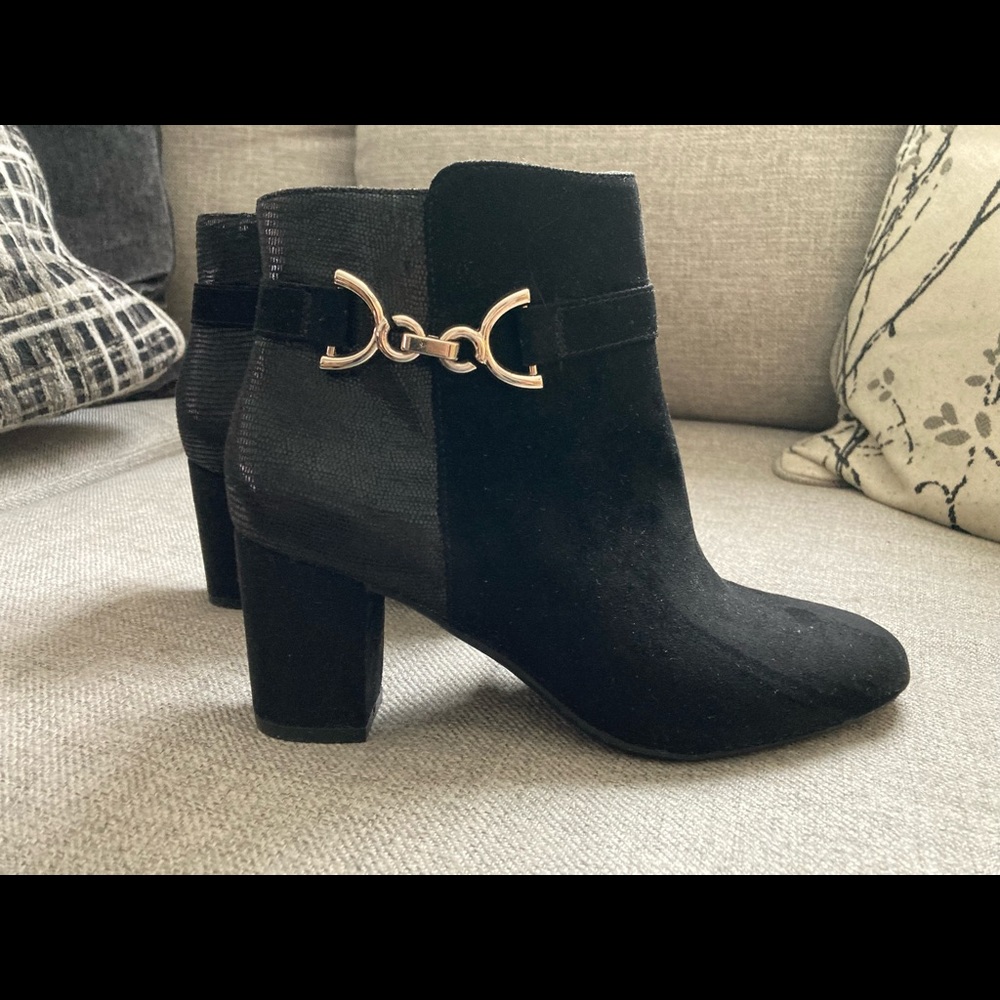 Karen Scott Bootie